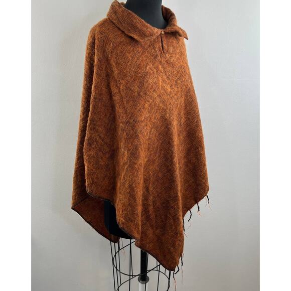 Zig Zag Burnt Orange Button Fringe Trim Pullover Collared Cape Poncho NEPAL OS - Picture 2 of 6
